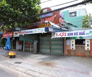 Quán ăn ở vùng xanh vẫn đóng cửa dù được phép hoạt động trở lại: 'Không có khách thì bán cho ai?'