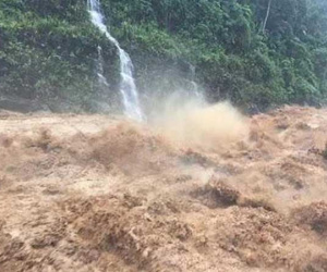 Bão Côn Sơn gây mưa to diện rộng, đã có người chết do lũ cuốn trôi