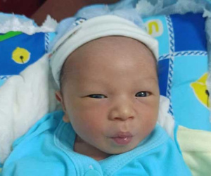 Bé trai 4 ngày tuổi bị bỏ rơi trong ngôi nhà không số giữa mùa dịch: 'Mong ba mẹ suy nghĩ lại, mồ côi tội lắm'