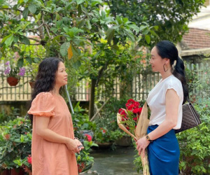 Hương vị tình thân: Bà Xuân cuối cùng cũng thay đổi, lộ cảnh tới gặp bà Sa khiến ai cũng tấm tắc khen 'quá đẹp!'