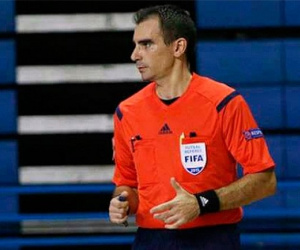 'Trọng tài xuất sắc nhất thế giới' bắt chính trận Việt Nam vs Brazil