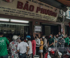 'CEO' tiệm bánh Trung thu Bảo Phương nức tiếng Hà Nội tiết lộ đơn hàng kín chỗ đến hết rằm, sắp đóng cửa treo biển hết bánh!