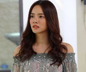Nửa đêm tỉnh dậy không thấy chồng, tôi hốt hoảng đi tìm để rồi muối mặt khi nghe cô hàng xóm hét lớn: 'Anh ấy đang ở đây này!'