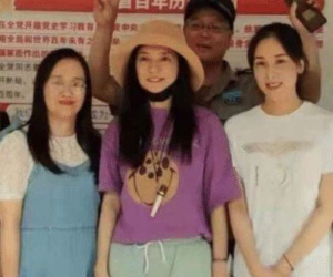 HOT: Triệu Vy lần đầu lộ diện sau 20 ngày nổ ra scandal thanh trừng toàn diện, dập tan tin đồn trốn sang Pháp và bị Interpol truy nã