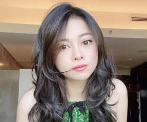 Hằng Túi công khai hoá đơn chuyển 80 triệu từ thiện lũ lụt cho Thuỷ Tiên, nhờ dân mạng 'tìm giúp em' ở 18.000 tờ sao kê