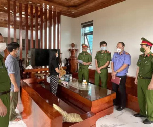 Bị đánh gần chết vì tới nhà đối thủ chửi bới, tiểu bậy sau mâu thuẫn