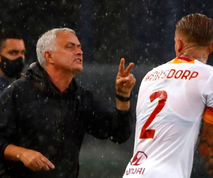 HLV Mourinho thua trận đầu tiên ở Serie A 2021/22, Roma mất ngôi đầu