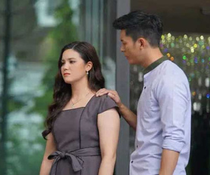 Chồng ngỏ ý muốn nuôi con riêng với tình cũ, người vợ gọi đúng một cuộc điện thoại khiến tất cả nể phục
