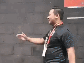 HLV tuyển Thái Lan 'gây bão', chúc mừng Việt Nam đi tiếp ở World Cup theo cách xúc động