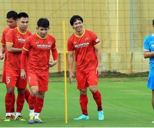 Công Phượng lại ghi bàn, ĐT Việt Nam thắng dễ đàn em U22