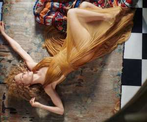 Nicole Kidman khoe ngực trần nóng bỏng trên tạp chí, chia sẻ hiếm hoi về chồng cũ Tom Cruise