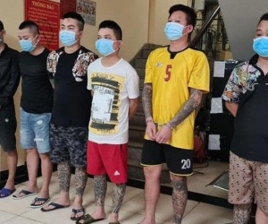 Nhóm cho vay nặng lãi liên tục 'khủng bố' gia đình 'con nợ'