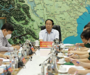 Phó Thủ tướng Lê Văn Thành: 'Tất cả tàu, thuyền phải vào bờ hoặc tìm nơi trú ẩn an toàn’