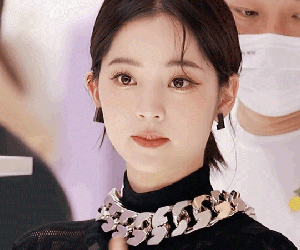 Màn 'sốc visual' của 1 nữ thần Cbiz hiện gây bão Weibo: Nhan sắc tựa idol Kpop, body hậu giảm cân còn đẳng cấp hơn