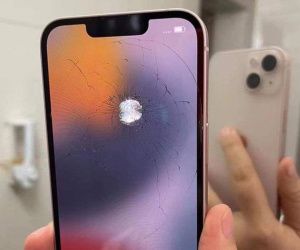 Xuất hiện hình ảnh đau lòng nhất về iPhone 13 ngay trong ngày đầu mở bán!