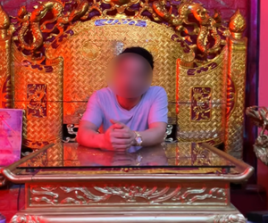 Hà Nội mời người tự xưng ‘Ngọc hoàng đại đế’ trấn yểm Covid-19 lên làm việc