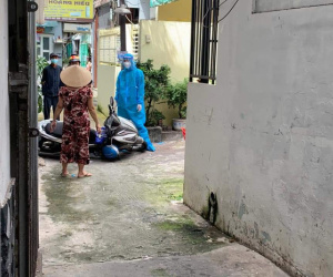 Nguyên nhân vụ ẩu đả giữa nhân viên y tế lấy mẫu xét nghiệm và người dân ở TP.HCM