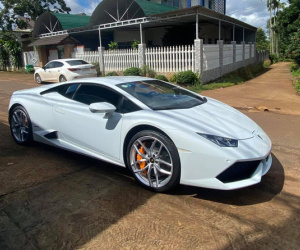 Sau một năm dùng Mazda6, 'rich kid' phố núi lên đời hẳn Lamborghini Huracan siêu độc tại Việt Nam