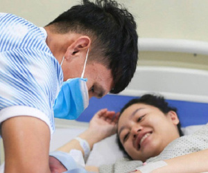 Phạm Xuân Mạnh hạnh phúc đón con đầu lòng