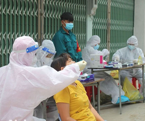 Vừa gỡ phong tỏa sau 5 ngày, phát hiện 50 ca nhiễm Covid-19 mới trong một phường