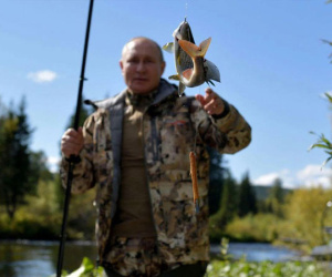Tổng thống Nga Putin kết thúc tự cách ly, đi Siberia câu cá