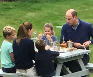 Vợ chồng Công nương Kate 'gây sốt' khi đưa 3 con đi ăn ngoài, hình ảnh trái ngược so với nhà Meghan