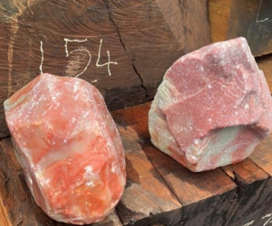 Phát hiện vụ buôn lậu gỗ, đá quý trị giá 29 tỷ đồng từ Lào về Việt Nam