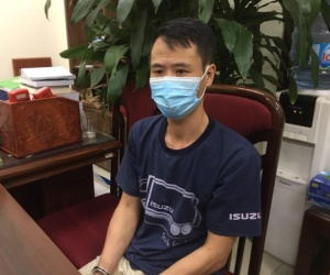 Vác kìm cộng lực, ẩn mình trong mưa bão để phá khóa trộm tiền, vàng và USD