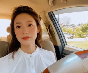 Theo chân Khánh Vy đi làm ở VTV: Xinh và giỏi thế này, cầm trịch Đường Lên Đỉnh Olympia là chuẩn bài!