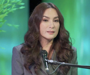 Showbiz Việt ngập trong nước mắt khi hay tin Phi Nhung qua đời vì Covid-19