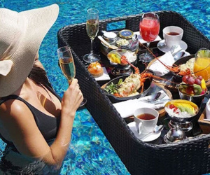 Sở hữu khối tài sản khổng lồ, thừa sức chi trả mọi thứ trên đời - vì sao giới siêu giàu vẫn dùng thẻ tín dụng?