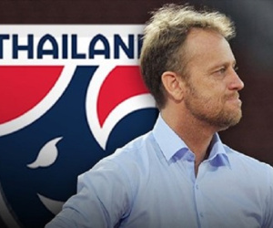 Thái Lan bổ nhiệm HLV từng làm việc ở V.League 2021 thay ông Nishino
