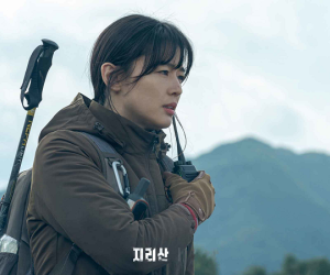 NSX tung loạt ảnh gai góc của 'mợ chảnh' Jeon Ji Hyun trong phim mới sắp lên sóng