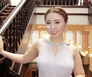 Mỹ nữ Nhật Bản kiếm hơn 600 tỷ đồng mỗi năm không lấy chồng với phát ngôn gây chú ý: Chỉ có tiền và chó mới không phản bội mình!