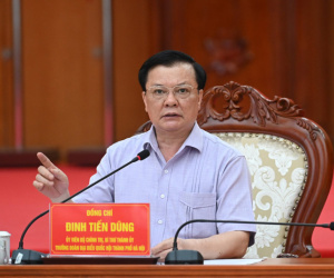 Bí thư Hà Nội: Thành phố không nới lỏng ồ ạt, 'an toàn đến đâu mở ra đến đó'