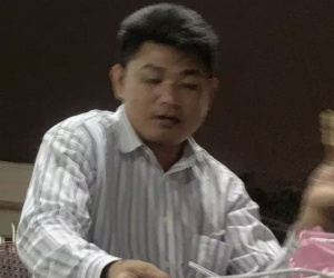 Truy tìm tài xế xe 'luồng xanh' cho thiếu nữ mắc Covid-19 đi nhờ