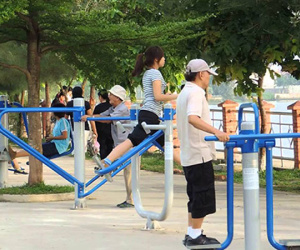 TP.HCM: Người tiêm đủ liều vắc xin hoặc đã khỏi Covid-19 được tập trung hoạt động ngoài trời tối đa 100 người