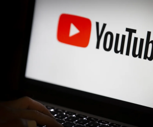 YouTube cấm toàn bộ nội dung bài vaccine