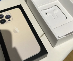 Đây là quốc gia duy nhất trên thế giới bán iPhone 13 kèm tai nghe