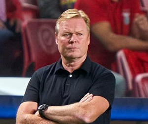 Các giám đốc Barca họp đến 4h sáng để chuẩn bị sa thải Koeman