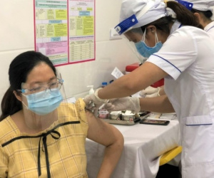 Khuyến cáo mới về tiêm vaccine COVID-19 cho phụ nữ mang thai