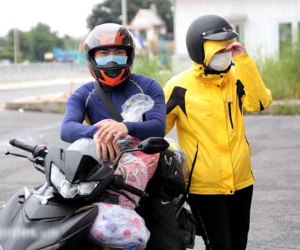 Chính thức: TP.HCM cho phép người dân 4 tỉnh lân cận đi xe cá nhân qua lại làm việc