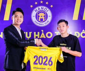 Hà Nội FC trình làng tân binh Nguyễn Hai Long, nổ bom tấn đầu tiên mùa giải 2022