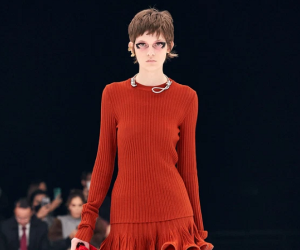 Chi tiết rùng mình khiến hãng Givenchy bị lên án ở Fashion Week và đây không phải là lần đầu có hiện tượng này