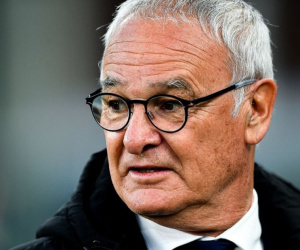 Huyền thoại sống của Leicester City bất ngờ trở lại Ngoại hạng Anh làm việc