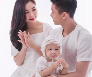 Vừa công khai vợ mang bầu lần 2, cầu thủ Phan Văn Đức đã nhận Bùi Tiến Dũng làm thông gia