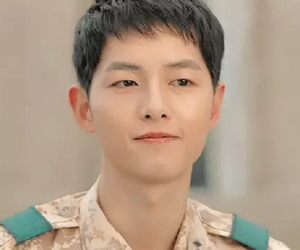 5 sao Hàn từng đóng vai phụ nay vượt mặt bạn diễn: 'Đỉnh của chóp' như Song Joong Ki, Shin Hye Sun thì ai bì lại?