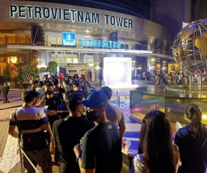 Bất ngờ công ty dầu khí buôn điện thoại thu về gần 10 nghìn tỷ