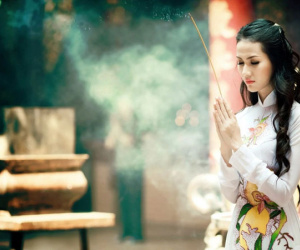 Mùng 1 âm lịch làm ngay những 8 việc này để cả tháng hoan hỷ, bình an, đi đâu cũng gặp may mắn