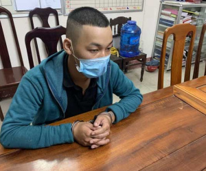 Gã thanh niên cho 10.000 đồng để dụ 2 trẻ nhỏ ra khỏi nhà nhằm hiếp dâm 1 phụ nữ